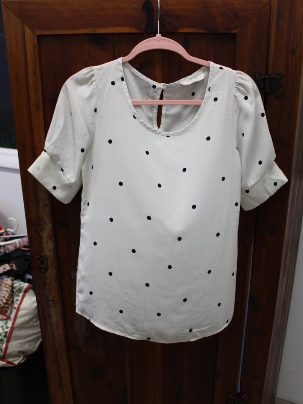 Peach Love California Short Sleeve Polka Dot Top Size small